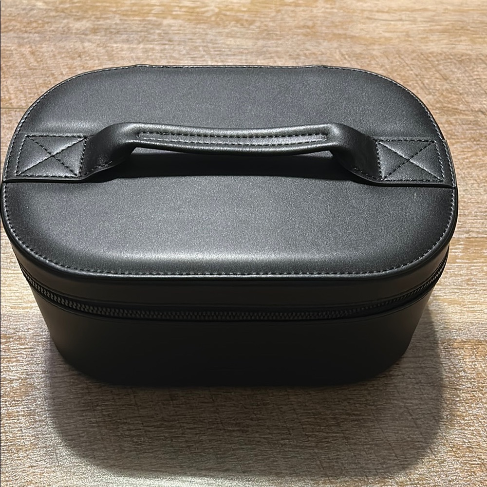 Black leather toiletries bag Monos